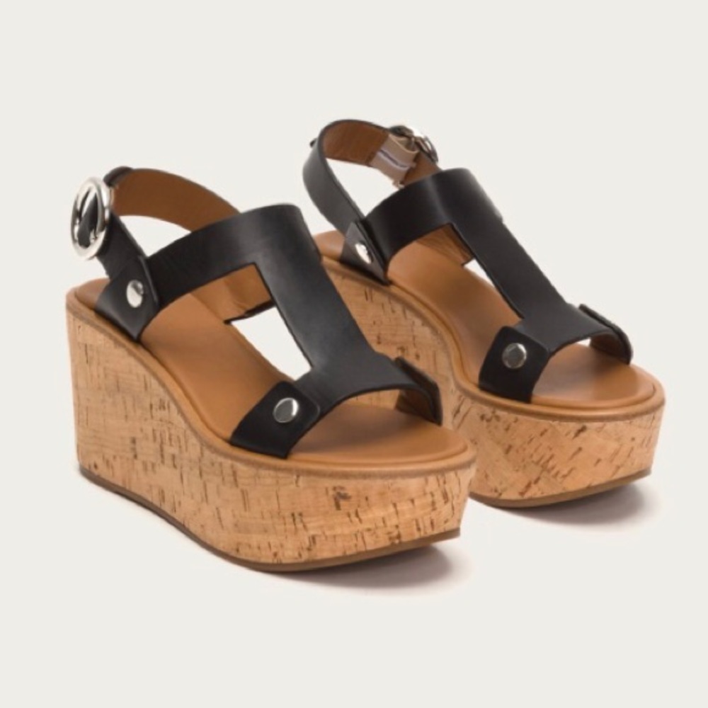Frye Dahlia Leather Rivet Wedge in Black 🌸